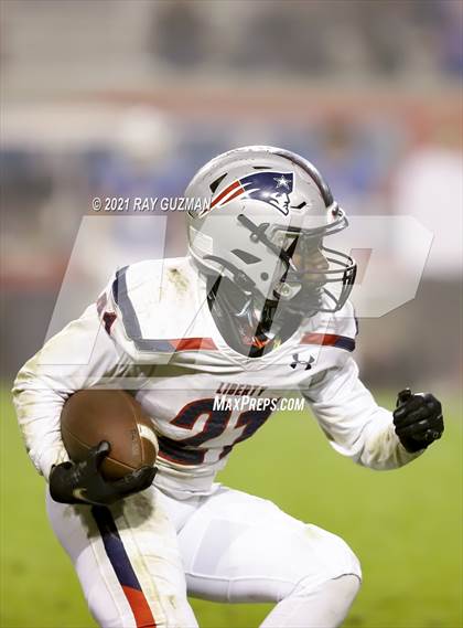 Thumbnail 3 in Buchanan vs. Liberty (CIF CS D1 Semifinal) photogallery.