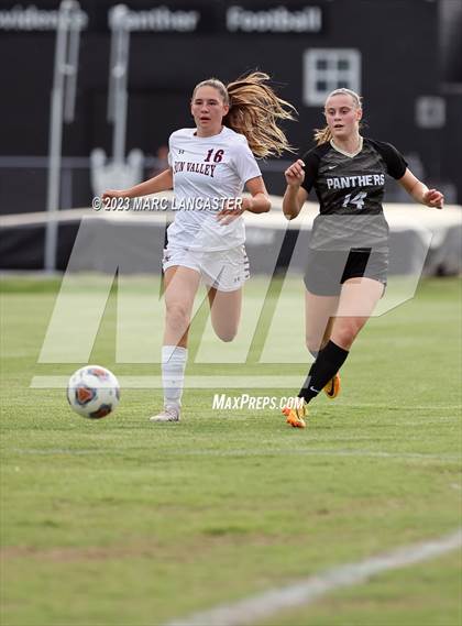 Thumbnail 3 in Sun Valley @ Providence (NCHSAA 4A Round 1) photogallery.