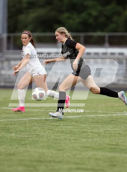 Thumbnail 2 in Sun Valley @ Providence (NCHSAA 4A Round 1) photogallery.