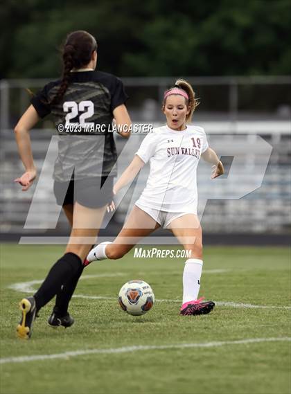 Thumbnail 1 in Sun Valley @ Providence (NCHSAA 4A Round 1) photogallery.