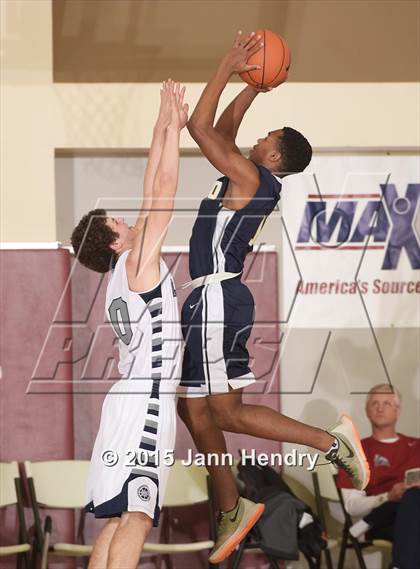 Thumbnail 1 in Glacier Peak vs. St. John Bosco (MaxPreps Holiday Classic) photogallery.