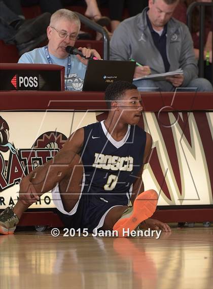 Thumbnail 2 in Glacier Peak vs. St. John Bosco (MaxPreps Holiday Classic) photogallery.
