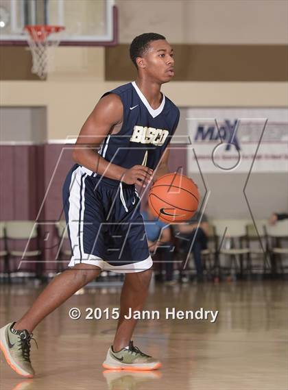 Thumbnail 1 in Glacier Peak vs. St. John Bosco (MaxPreps Holiday Classic) photogallery.