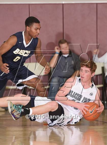 Thumbnail 1 in Glacier Peak vs. St. John Bosco (MaxPreps Holiday Classic) photogallery.