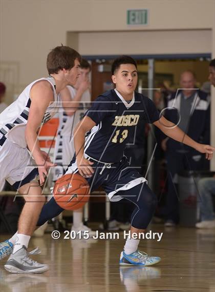 Thumbnail 3 in Glacier Peak vs. St. John Bosco (MaxPreps Holiday Classic) photogallery.