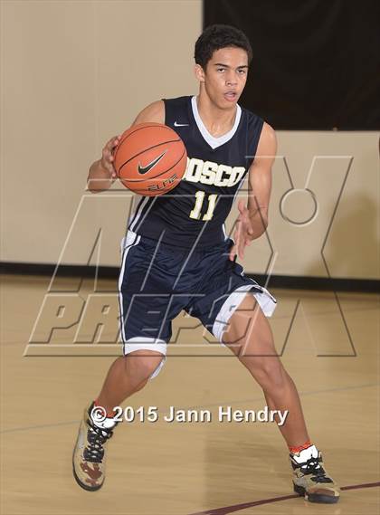 Thumbnail 2 in Glacier Peak vs. St. John Bosco (MaxPreps Holiday Classic) photogallery.