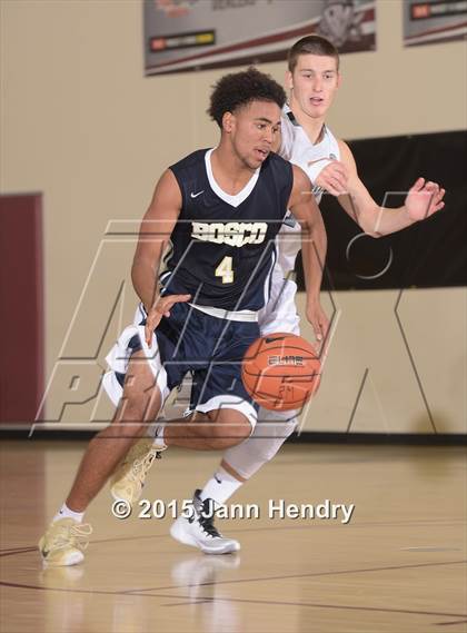Thumbnail 3 in Glacier Peak vs. St. John Bosco (MaxPreps Holiday Classic) photogallery.