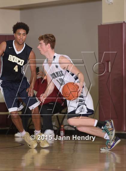 Thumbnail 2 in Glacier Peak vs. St. John Bosco (MaxPreps Holiday Classic) photogallery.