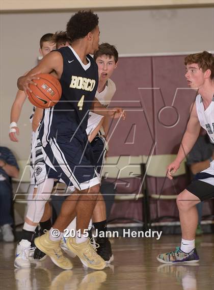 Thumbnail 2 in Glacier Peak vs. St. John Bosco (MaxPreps Holiday Classic) photogallery.
