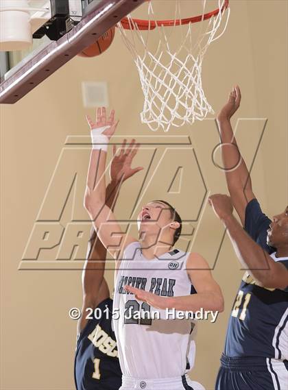 Thumbnail 2 in Glacier Peak vs. St. John Bosco (MaxPreps Holiday Classic) photogallery.