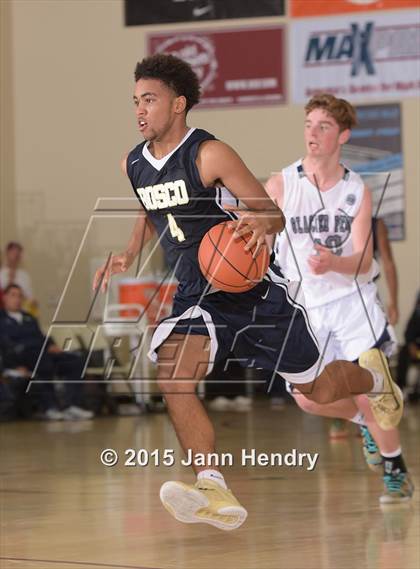Thumbnail 2 in Glacier Peak vs. St. John Bosco (MaxPreps Holiday Classic) photogallery.