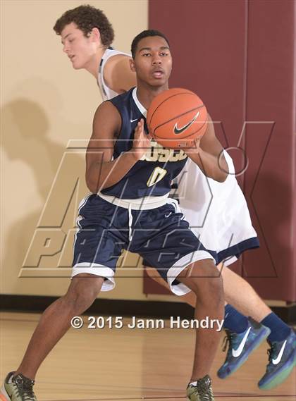 Thumbnail 2 in Glacier Peak vs. St. John Bosco (MaxPreps Holiday Classic) photogallery.