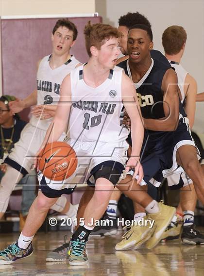 Thumbnail 3 in Glacier Peak vs. St. John Bosco (MaxPreps Holiday Classic) photogallery.