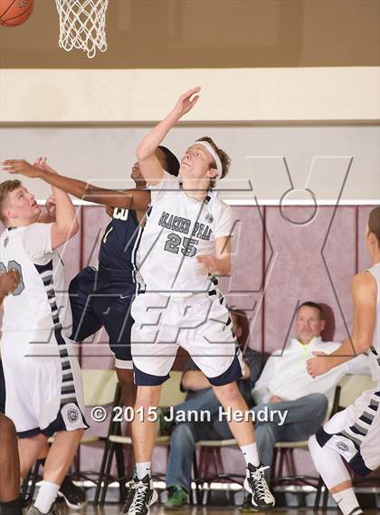 Thumbnail 3 in Glacier Peak vs. St. John Bosco (MaxPreps Holiday Classic) photogallery.