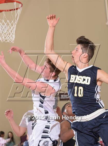 Thumbnail 2 in Glacier Peak vs. St. John Bosco (MaxPreps Holiday Classic) photogallery.