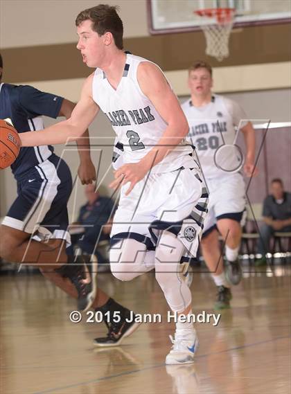 Thumbnail 3 in Glacier Peak vs. St. John Bosco (MaxPreps Holiday Classic) photogallery.