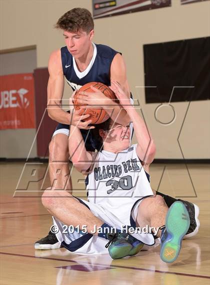 Thumbnail 3 in Glacier Peak vs. St. John Bosco (MaxPreps Holiday Classic) photogallery.
