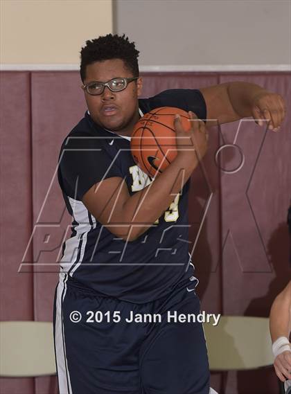 Thumbnail 1 in Glacier Peak vs. St. John Bosco (MaxPreps Holiday Classic) photogallery.