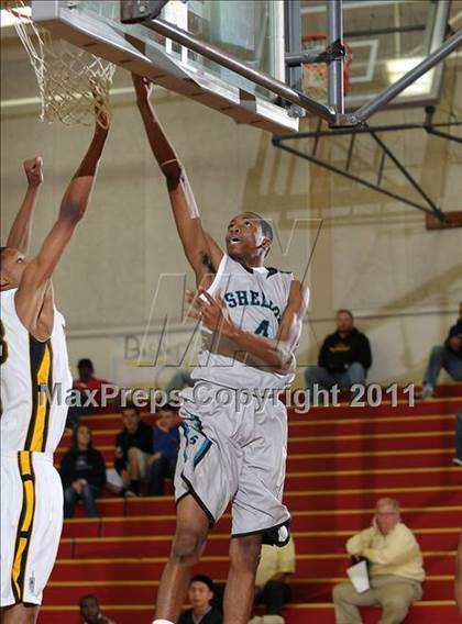 Thumbnail 1 in Sheldon vs. Bishop O'Dowd (Father Barry Christmas Classic) photogallery.