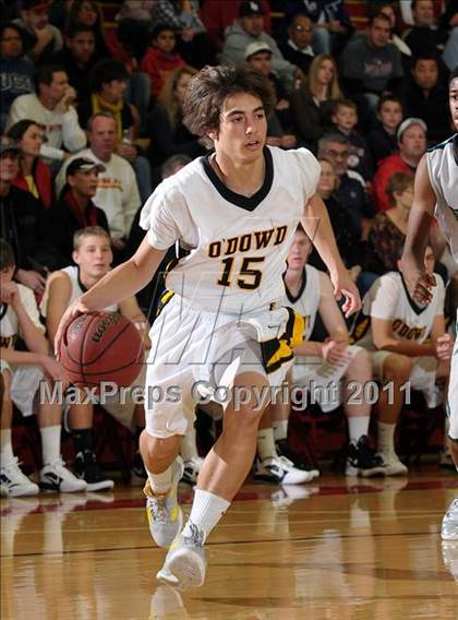 Thumbnail 3 in Sheldon vs. Bishop O'Dowd (Father Barry Christmas Classic) photogallery.