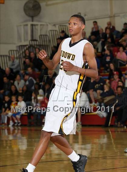Thumbnail 3 in Sheldon vs. Bishop O'Dowd (Father Barry Christmas Classic) photogallery.