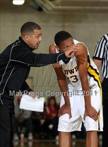 Thumbnail 3 in Sheldon vs. Bishop O'Dowd (Father Barry Christmas Classic) photogallery.