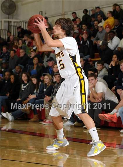 Thumbnail 3 in Sheldon vs. Bishop O'Dowd (Father Barry Christmas Classic) photogallery.