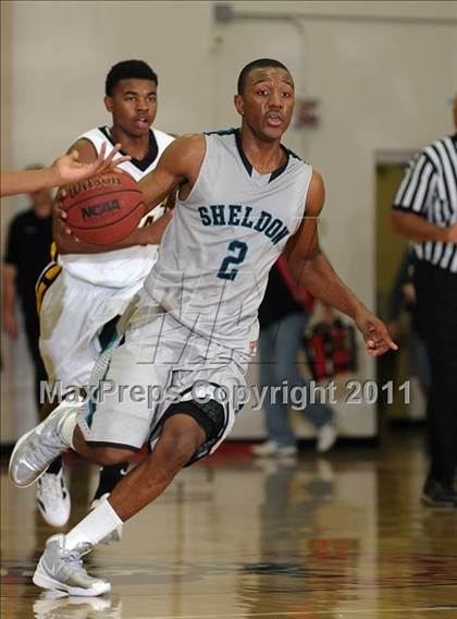 Thumbnail 2 in Sheldon vs. Bishop O'Dowd (Father Barry Christmas Classic) photogallery.