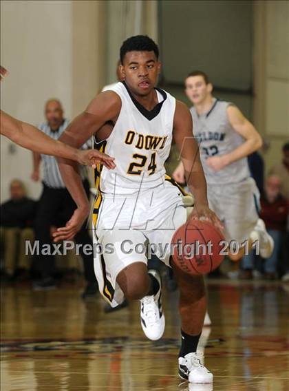 Thumbnail 1 in Sheldon vs. Bishop O'Dowd (Father Barry Christmas Classic) photogallery.