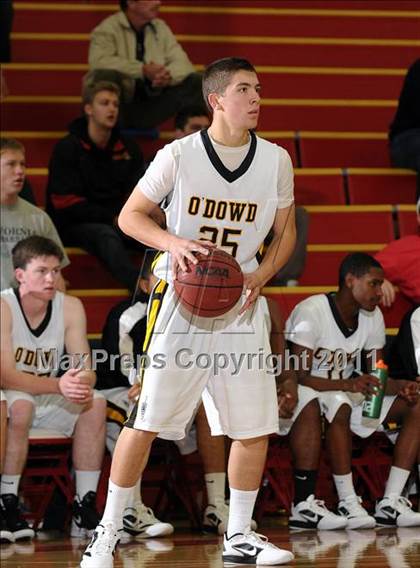 Thumbnail 2 in Sheldon vs. Bishop O'Dowd (Father Barry Christmas Classic) photogallery.
