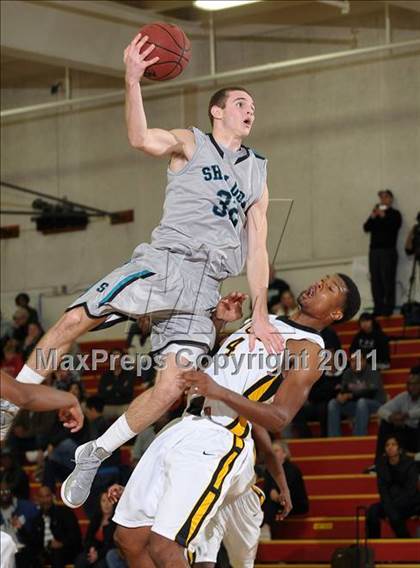 Thumbnail 3 in Sheldon vs. Bishop O'Dowd (Father Barry Christmas Classic) photogallery.