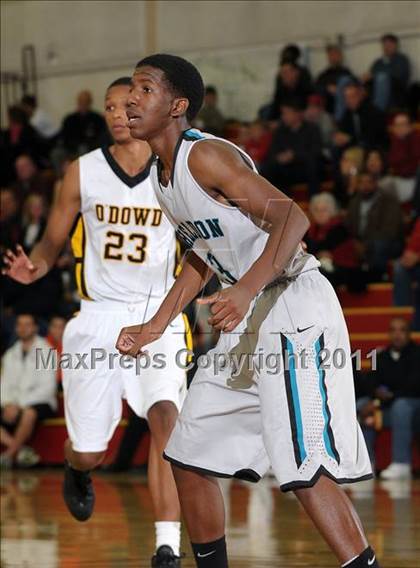 Thumbnail 2 in Sheldon vs. Bishop O'Dowd (Father Barry Christmas Classic) photogallery.
