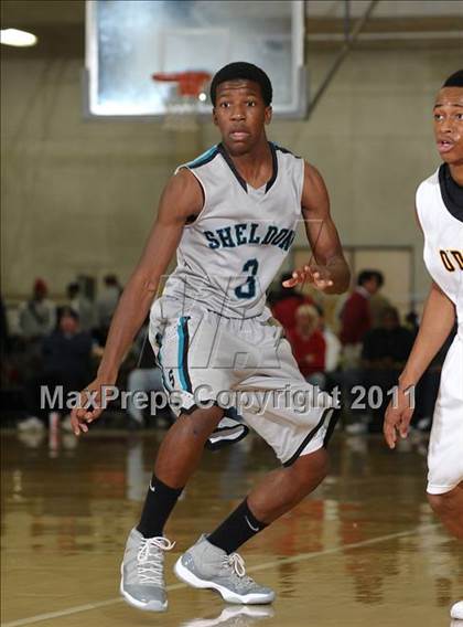 Thumbnail 1 in Sheldon vs. Bishop O'Dowd (Father Barry Christmas Classic) photogallery.