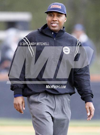 Thumbnail 2 in North Port vs. Soddy Daisy photogallery.