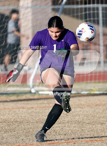 Thumbnail 1 in Hamilton @ Perry (6A Quarterfinal) photogallery.
