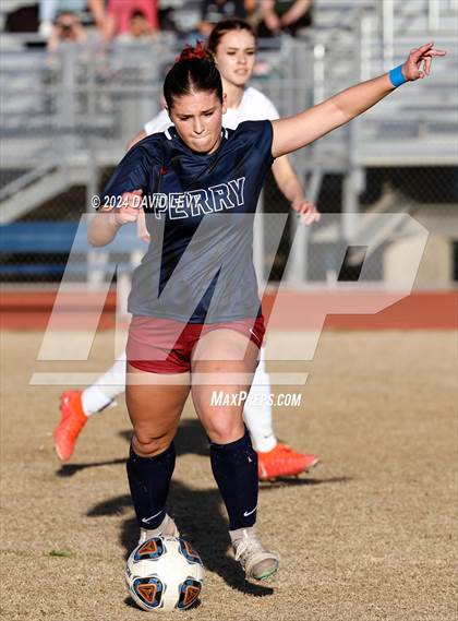 Thumbnail 1 in Hamilton @ Perry (6A Quarterfinal) photogallery.