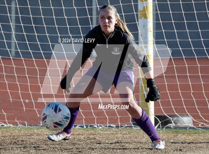 Thumbnail 3 in Hamilton @ Perry (6A Quarterfinal) photogallery.