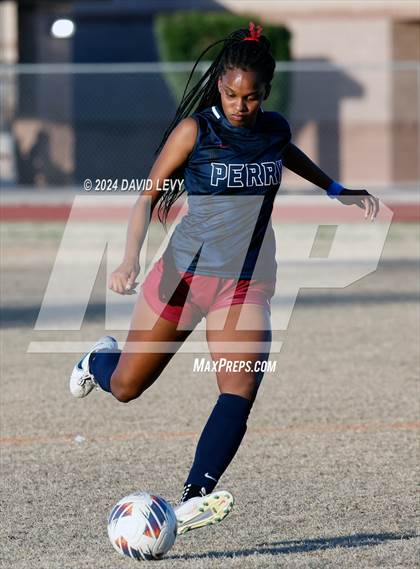 Thumbnail 1 in Hamilton @ Perry (6A Quarterfinal) photogallery.