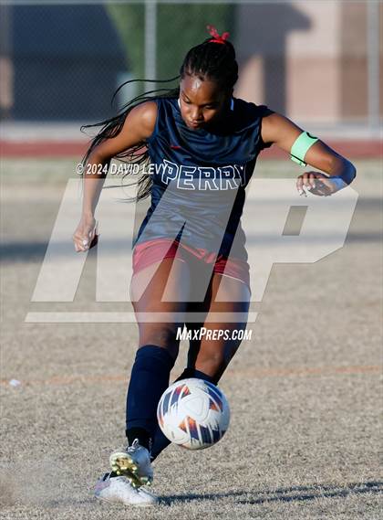 Thumbnail 2 in Hamilton @ Perry (6A Quarterfinal) photogallery.