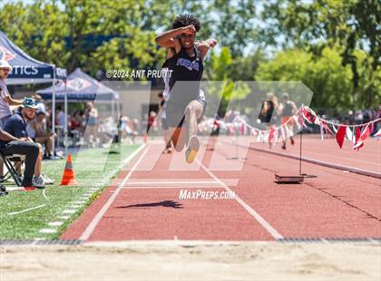 Thumbnail 1 in CIF NCS Finals photogallery.