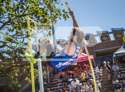 Thumbnail 3 in CIF NCS Finals photogallery.