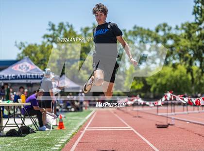 Thumbnail 2 in CIF NCS Finals photogallery.