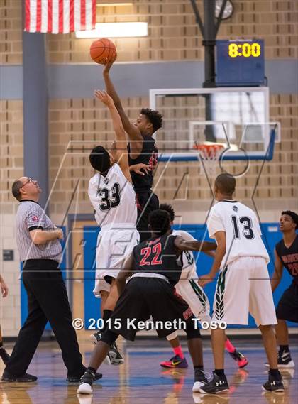 Thumbnail 1 in Wagner vs. Southwest (SAISD Tournament) photogallery.