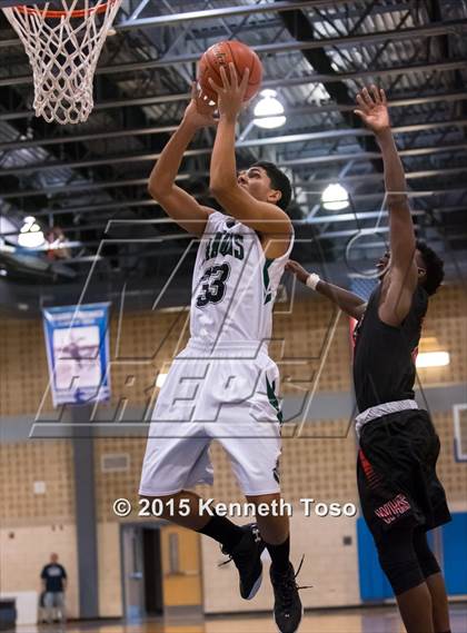 Thumbnail 1 in Wagner vs. Southwest (SAISD Tournament) photogallery.