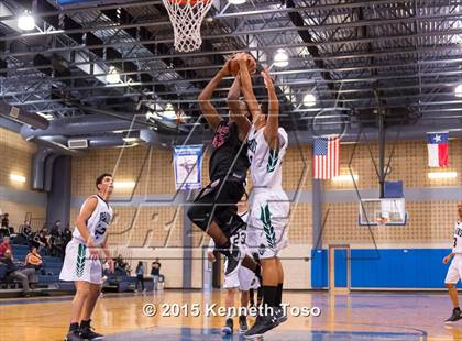 Thumbnail 1 in Wagner vs. Southwest (SAISD Tournament) photogallery.