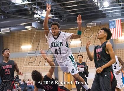 Thumbnail 3 in Wagner vs. Southwest (SAISD Tournament) photogallery.