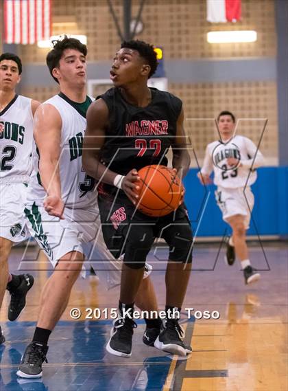 Thumbnail 2 in Wagner vs. Southwest (SAISD Tournament) photogallery.
