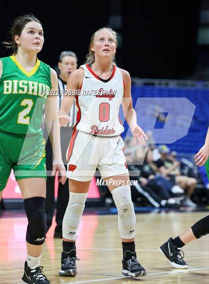 Thumbnail 1 in Winnsboro vs. Bishop (UIL 3A State Semifinal) photogallery.