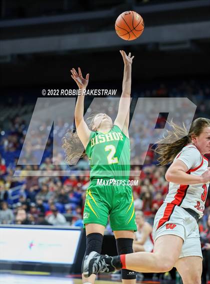 Thumbnail 3 in Winnsboro vs. Bishop (UIL 3A State Semifinal) photogallery.