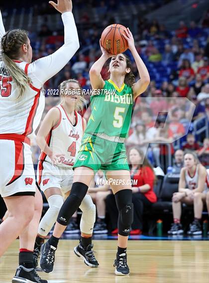 Thumbnail 1 in Winnsboro vs. Bishop (UIL 3A State Semifinal) photogallery.